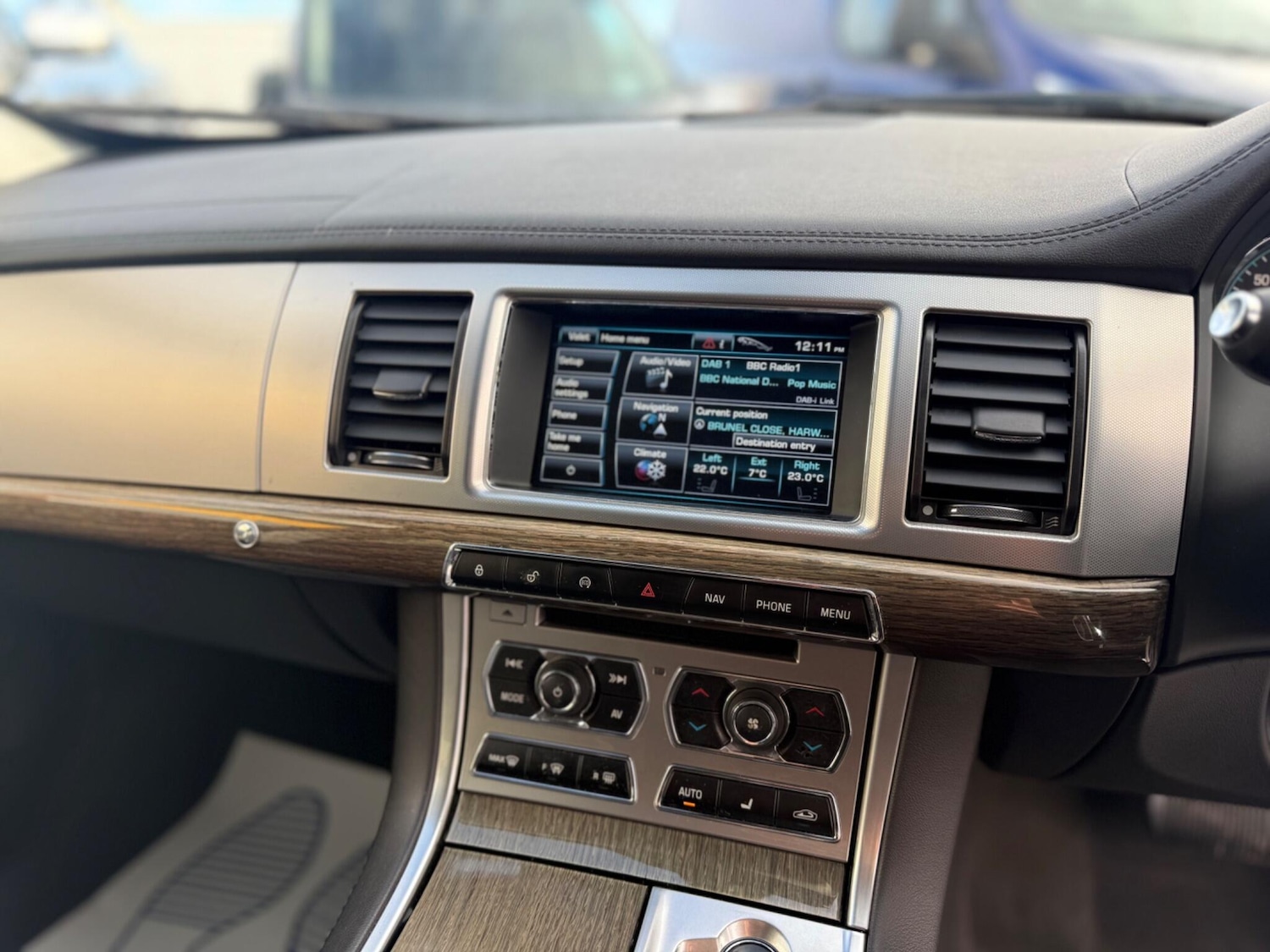 Used Jaguar XF 2013 for sale - 76689227: Photo 24