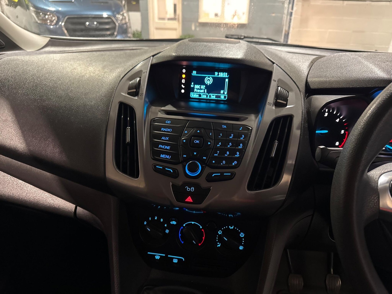 Used Ford Transit Connect 2017 for sale - 78007528: Photo 30