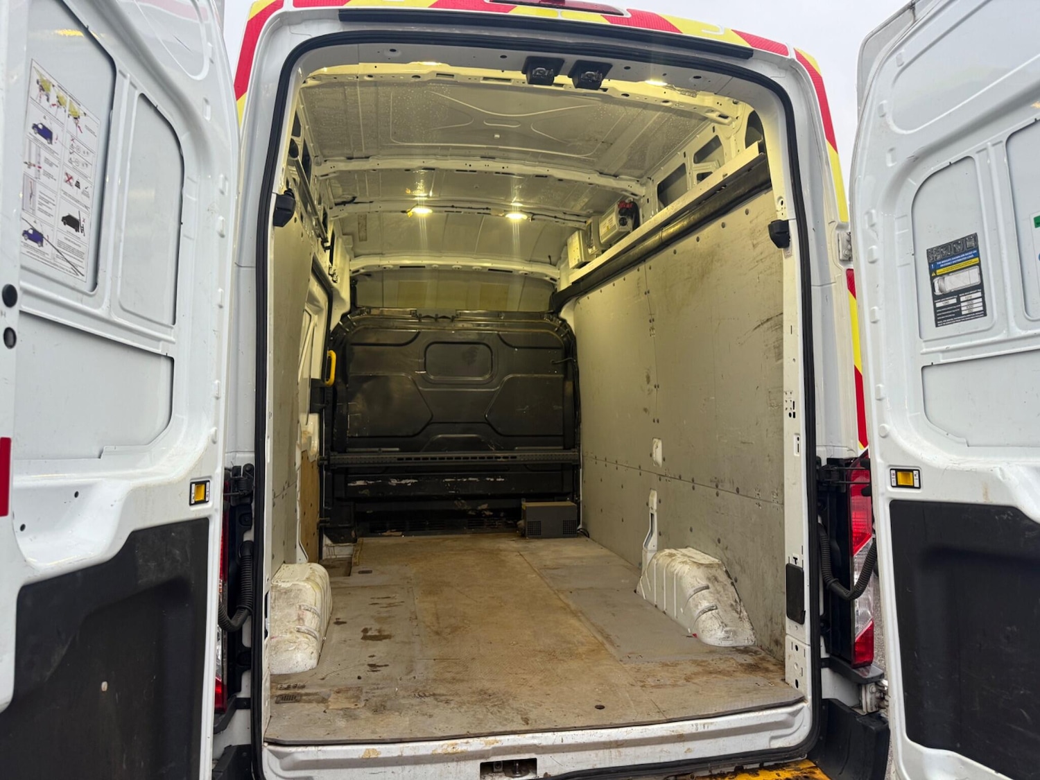 Used Ford Transit 2016 for sale - 77306019: Photo 19