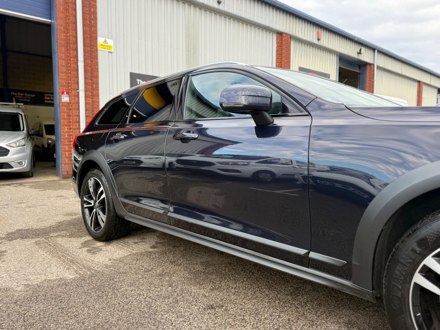 Used Volvo V90 2018 for sale - 76865404: Photo 14