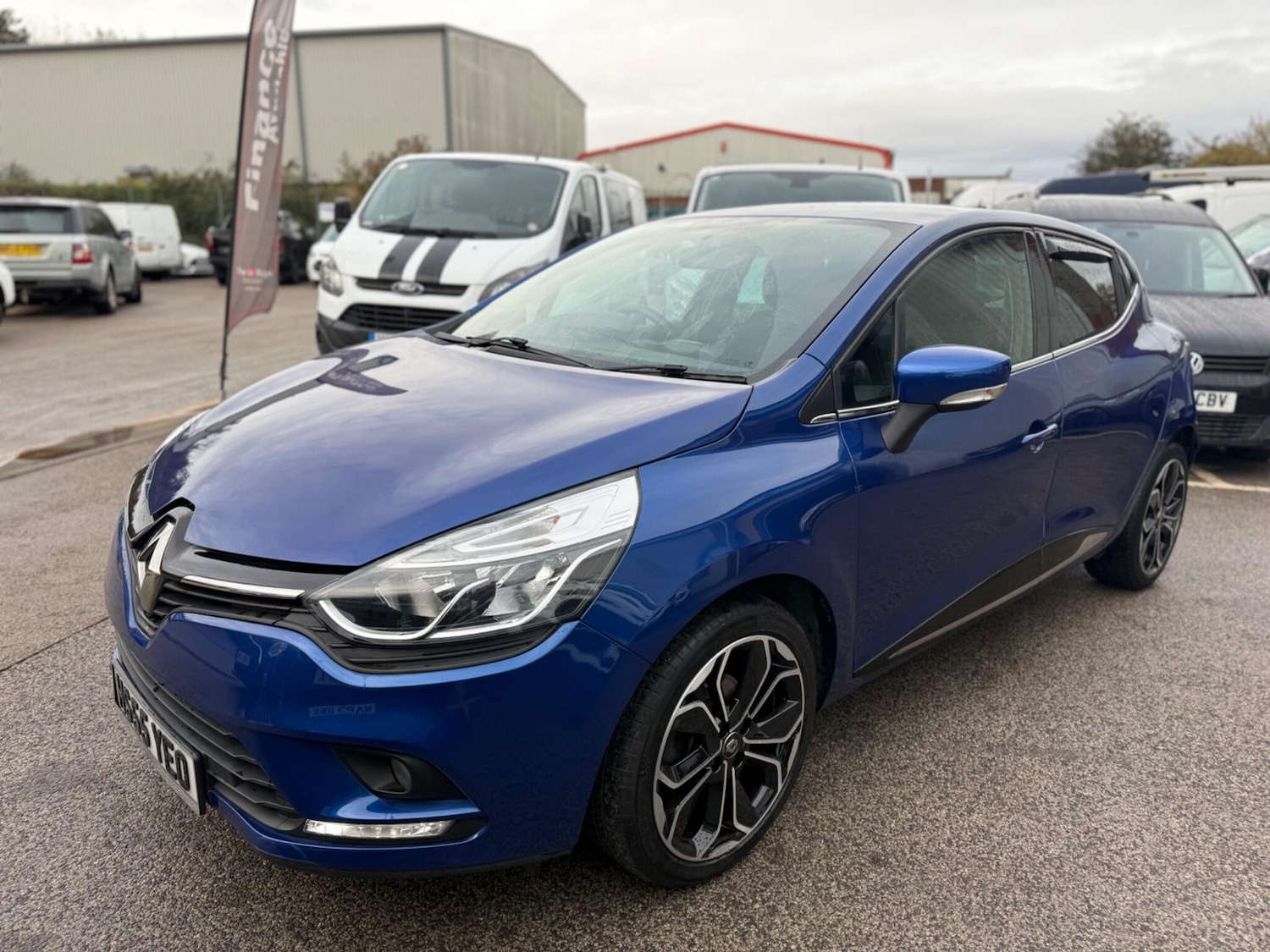 Used Renault Clio 2018 for sale - 76993966: Photo 8