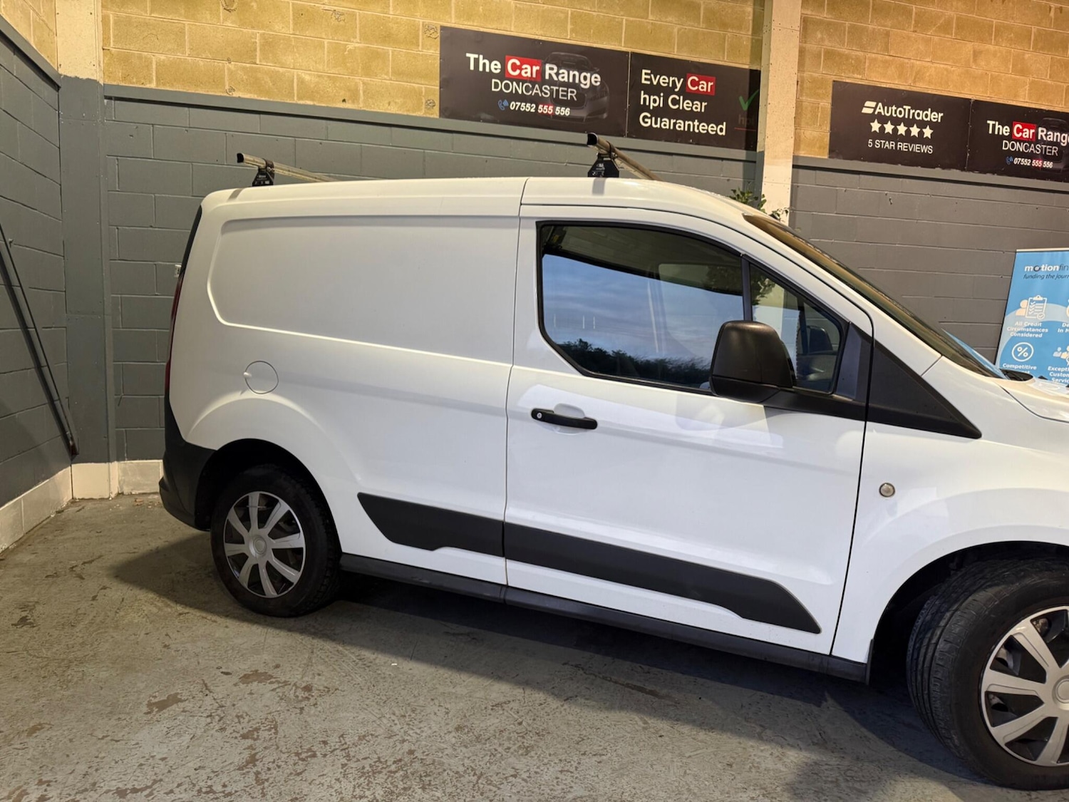 Used Ford Transit Connect 2015 for sale - 77524031: Photo 2
