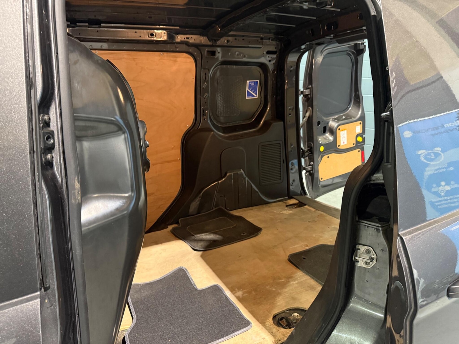 Used Ford Transit Connect 2018 for sale - 77696184: Photo 14