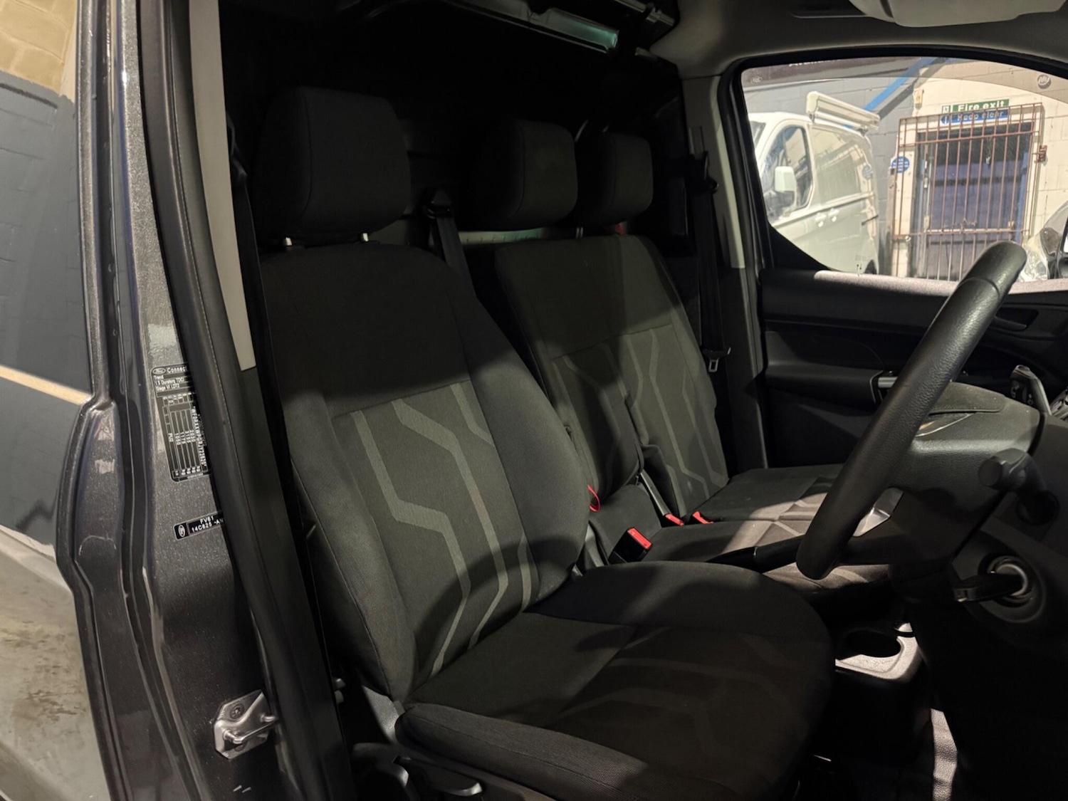 Used Ford Transit Connect 2018 for sale - 77696184: Photo 22