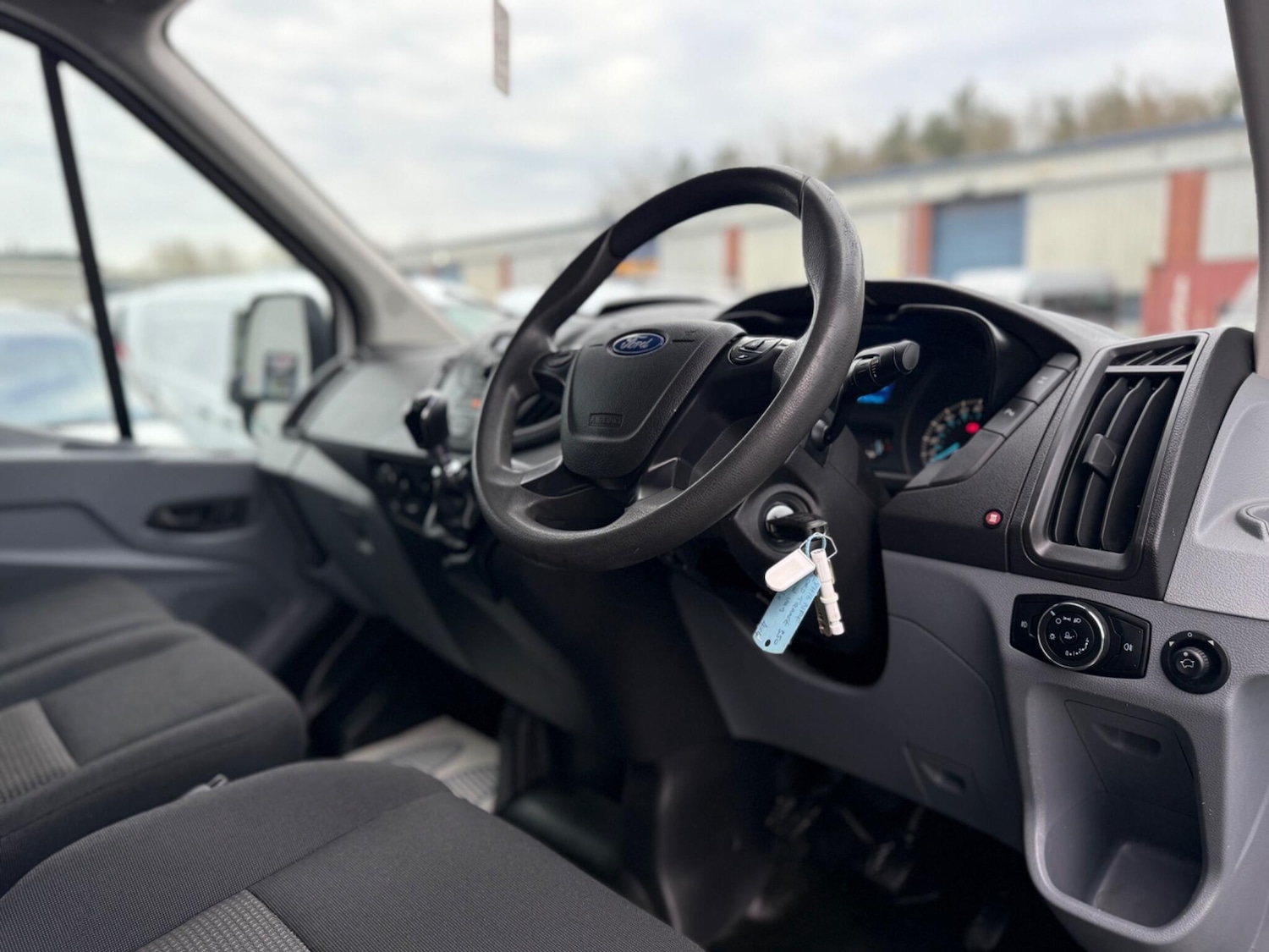 Used Ford Transit 2016 for sale - 76865996: Photo 18