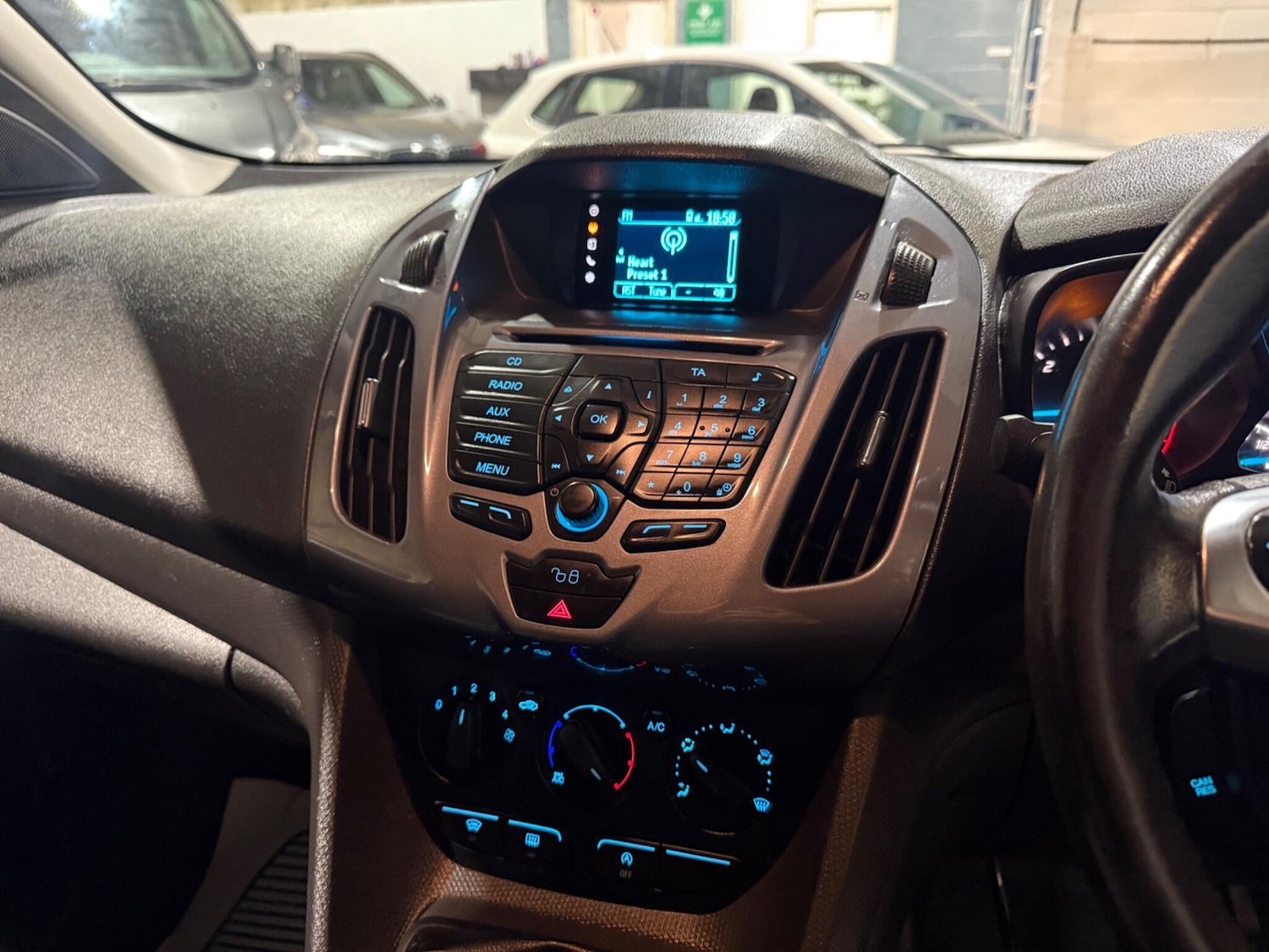 Used Ford Transit Connect 2016 for sale - 77612621: Photo 22