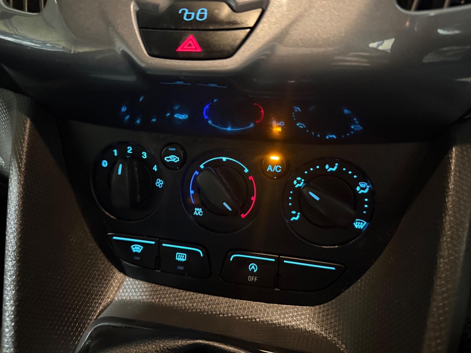 Used Ford Transit Connect 2016 for sale - 77612621: Photo 24