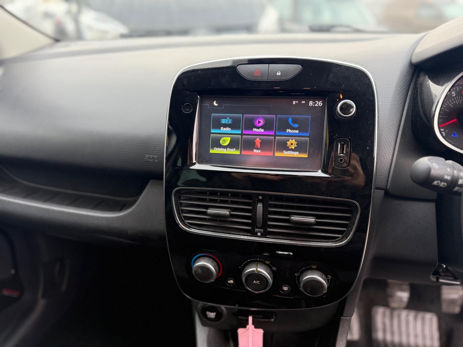 Used Renault Clio 2018 for sale - 76409508: Photo 17