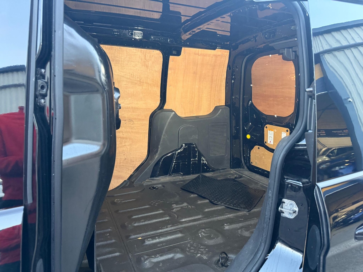 Used Ford Transit Connect 2017 for sale - 76644893: Photo 12