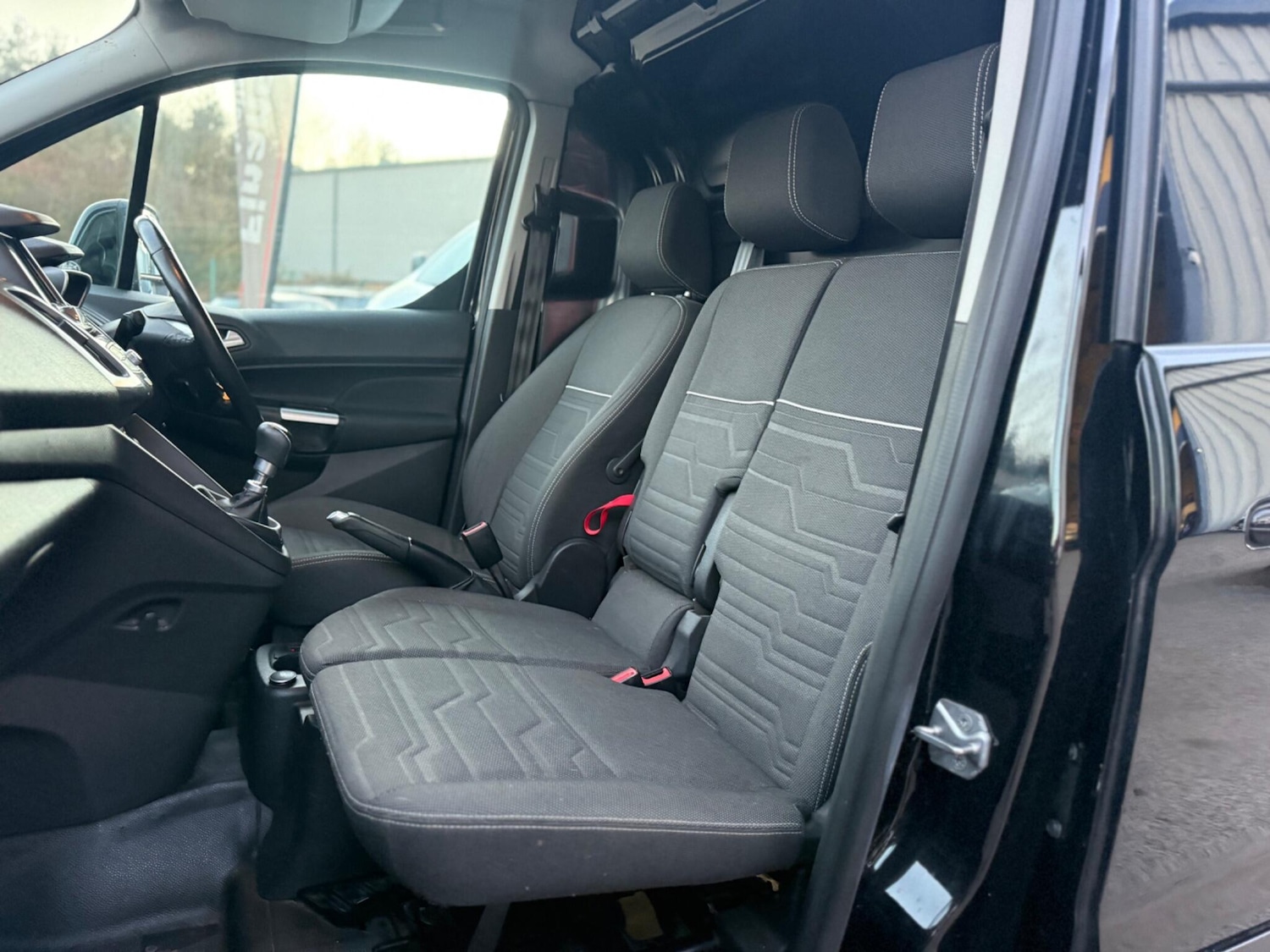 Used Ford Transit Connect 2017 for sale - 76644893: Photo 13