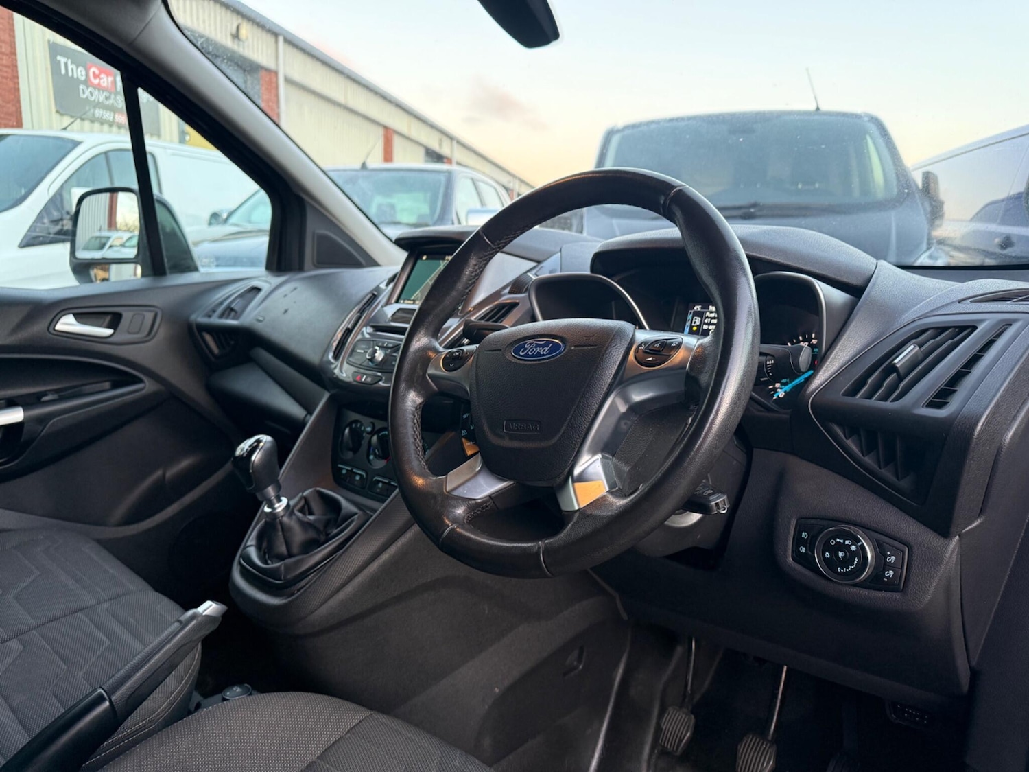 Used Ford Transit Connect 2017 for sale - 76644893: Photo 16