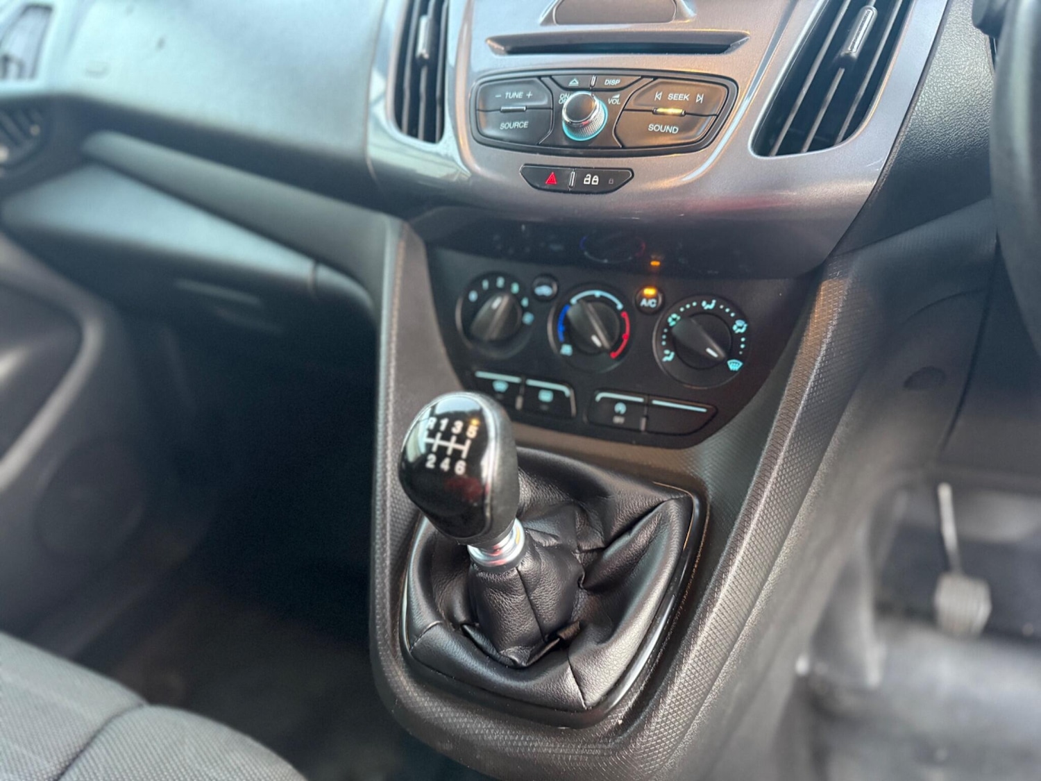 Used Ford Transit Connect 2017 for sale - 76644893: Photo 19