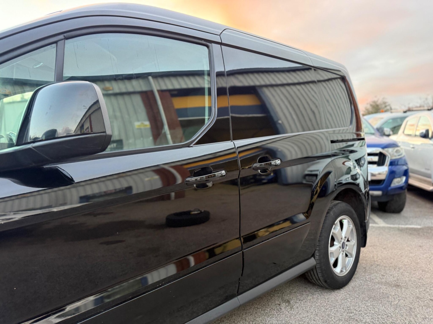 Used Ford Transit Connect 2017 for sale - 76644893: Photo 29