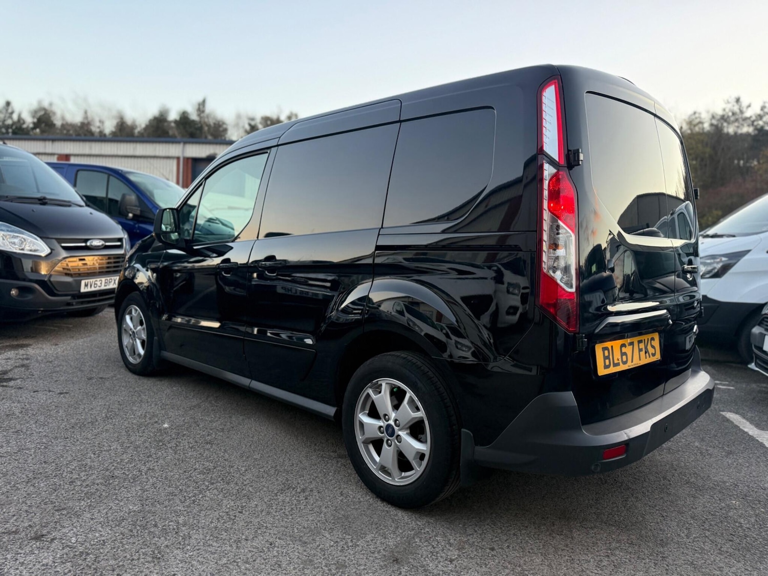 Used Ford Transit Connect 2017 for sale - 76644893: Photo 8
