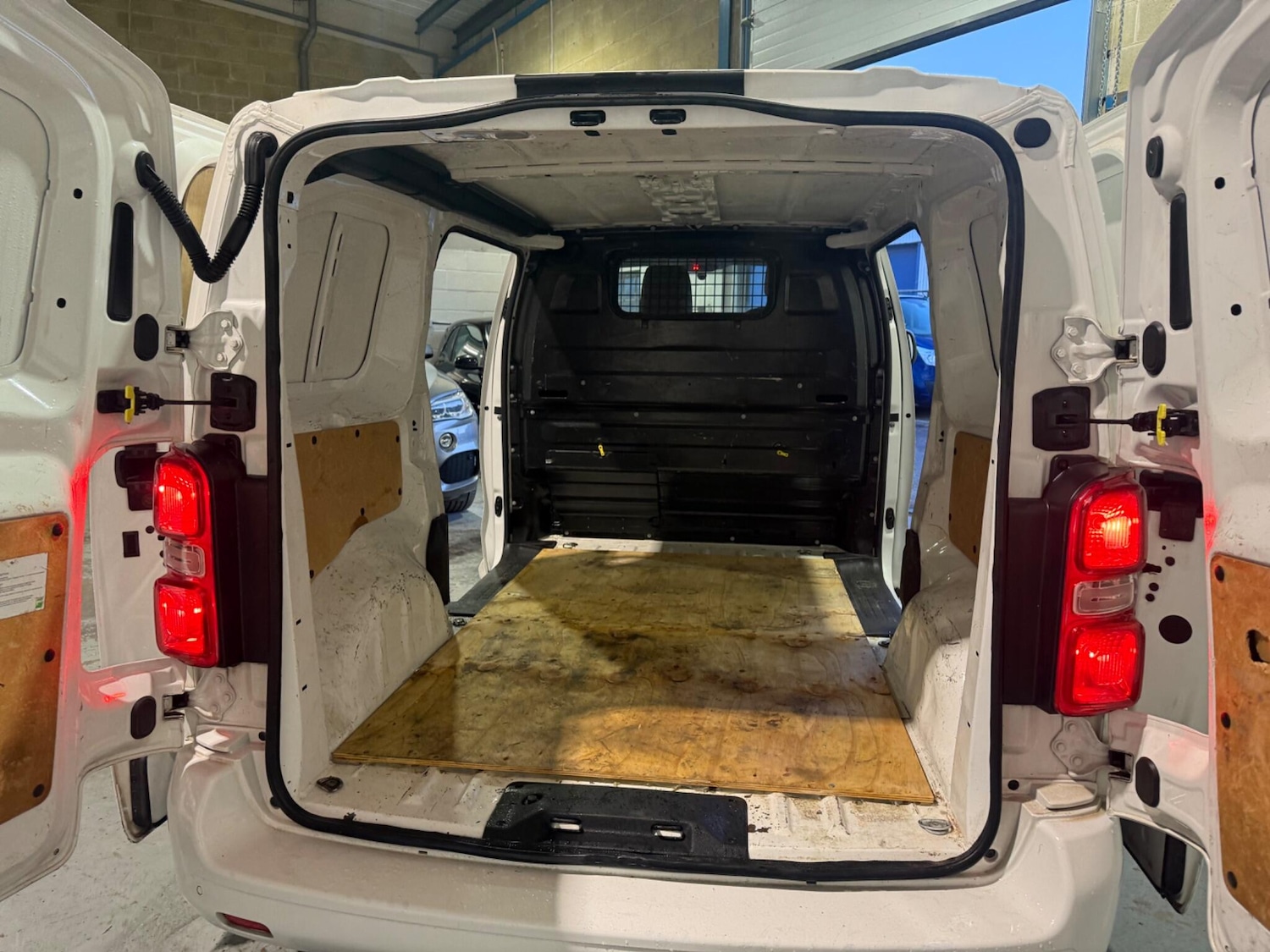 Used Toyota ProAce 2017 for sale - 77238488: Photo 15