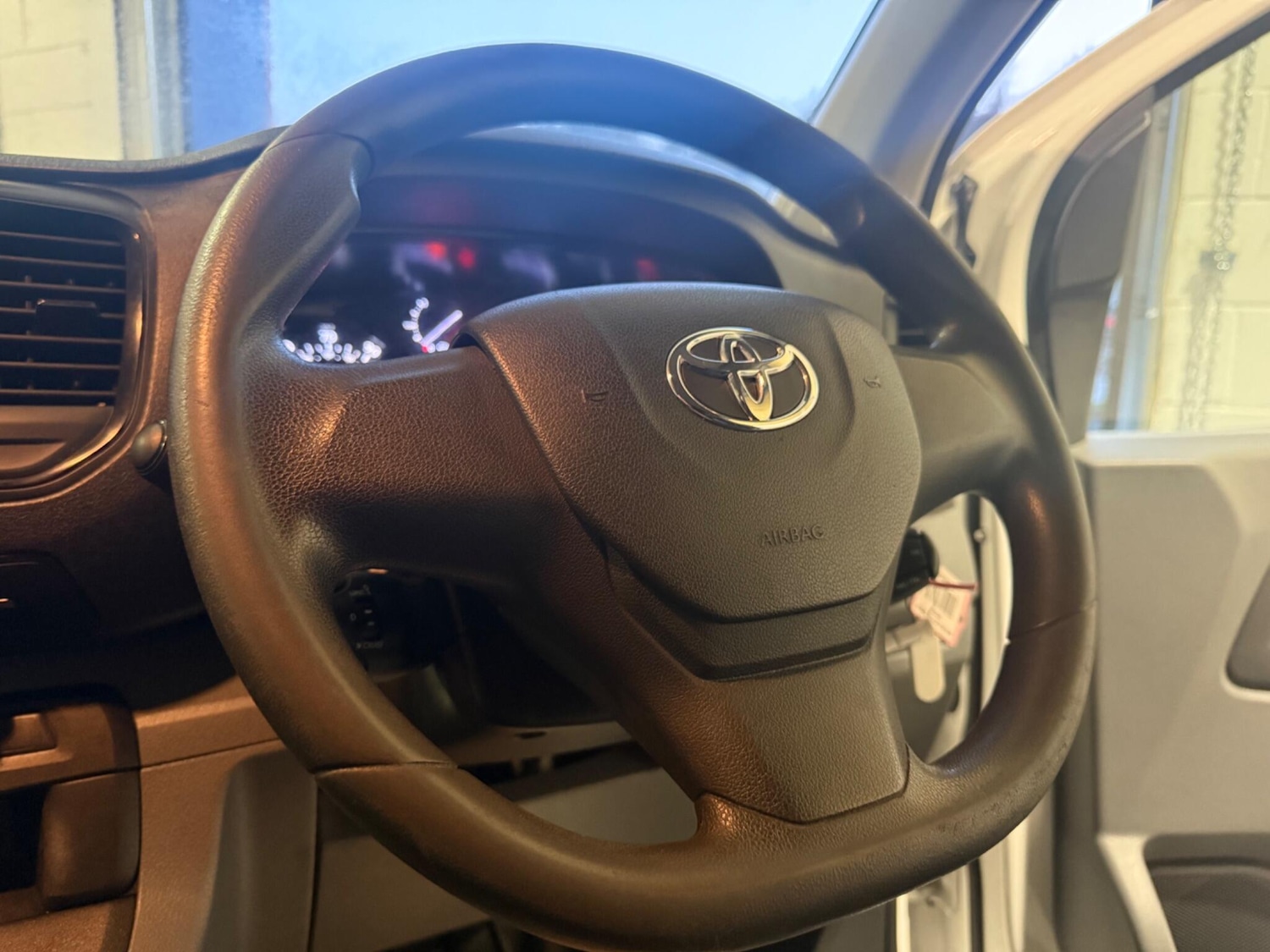 Used Toyota ProAce 2017 for sale - 77238488: Photo 26