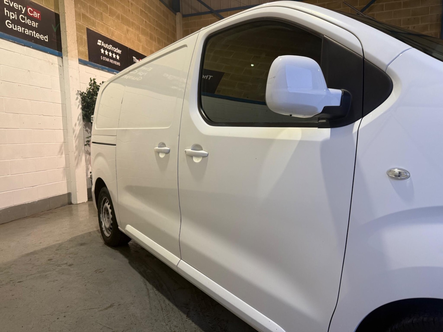 Used Toyota ProAce 2017 for sale - 77238488: Photo 29