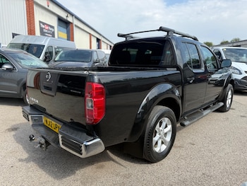 Used Nissan Navara 2012 for sale - 75563030: Photo