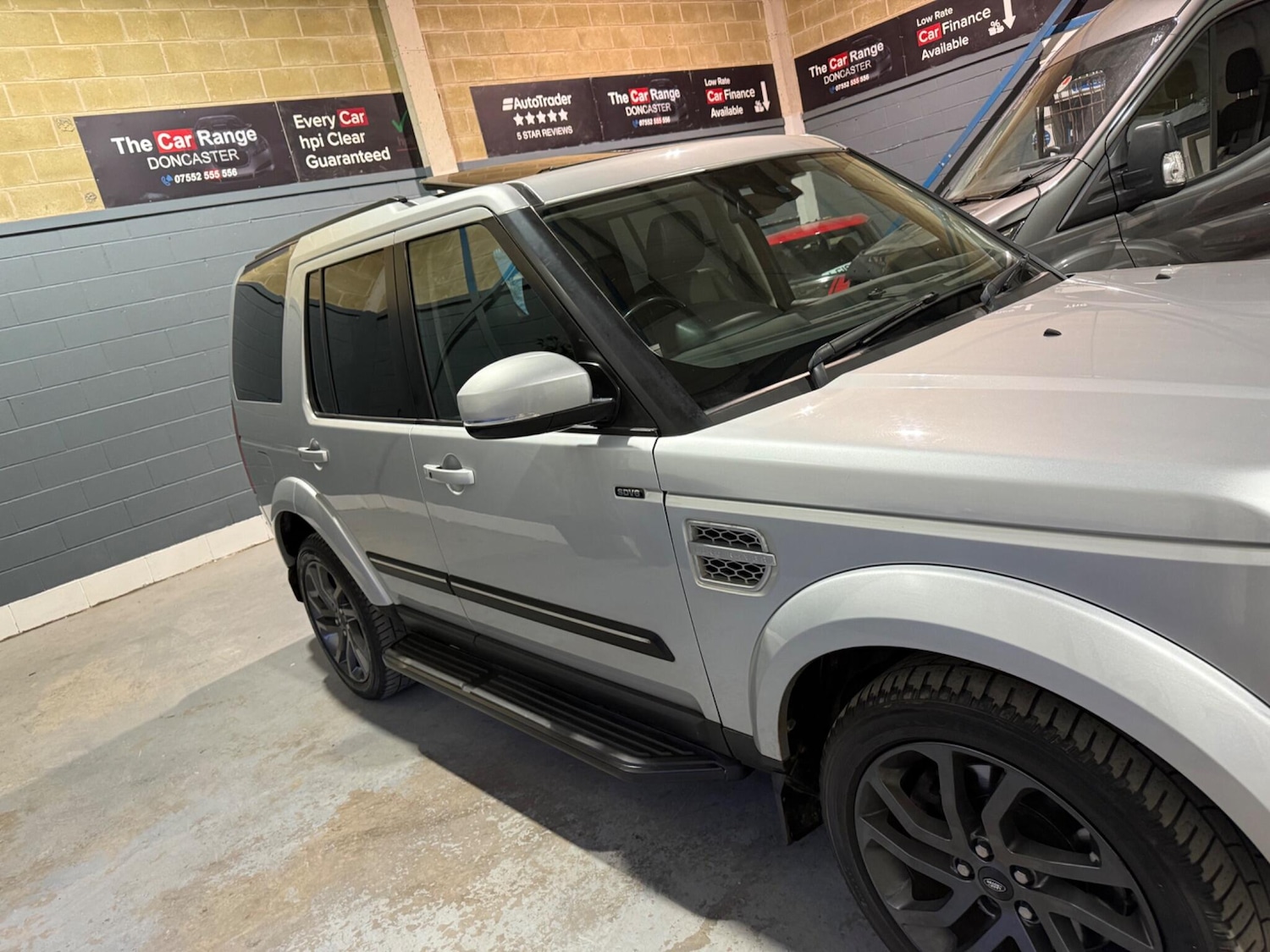 Used Land Rover Discovery 2015 for sale - 78184667: Photo 13