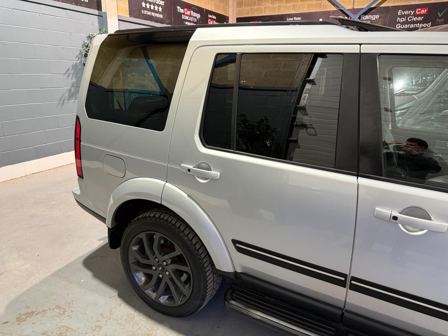 Used Land Rover Discovery 2015 for sale - 78184667: Photo 15