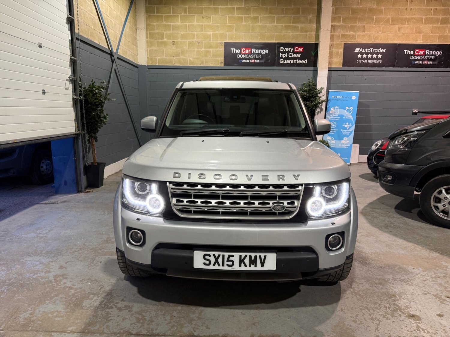 Used Land Rover Discovery 2015 for sale - 78184667: Photo 2