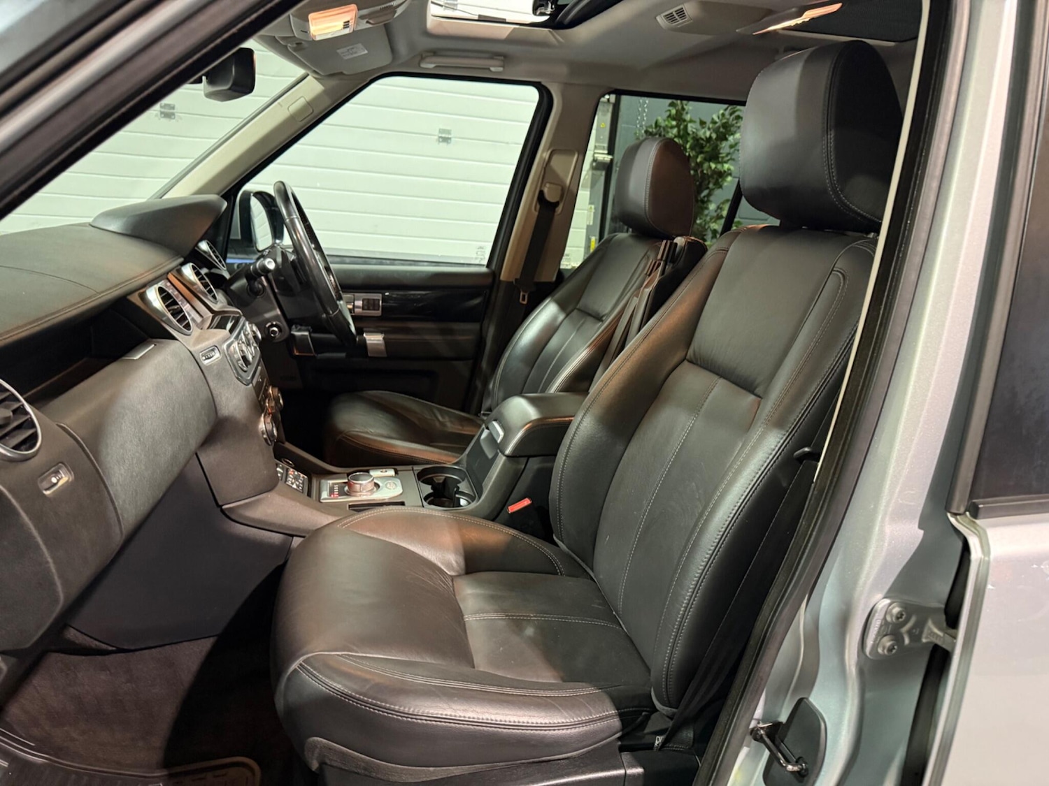 Used Land Rover Discovery 2015 for sale - 78184667: Photo 22