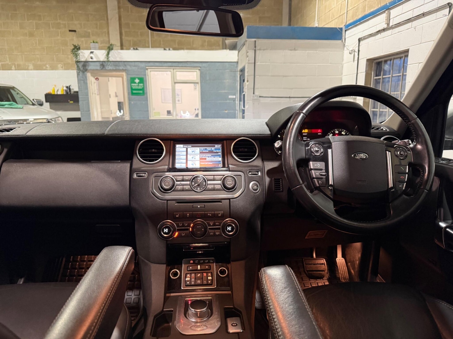 Used Land Rover Discovery 2015 for sale - 78184667: Photo 39