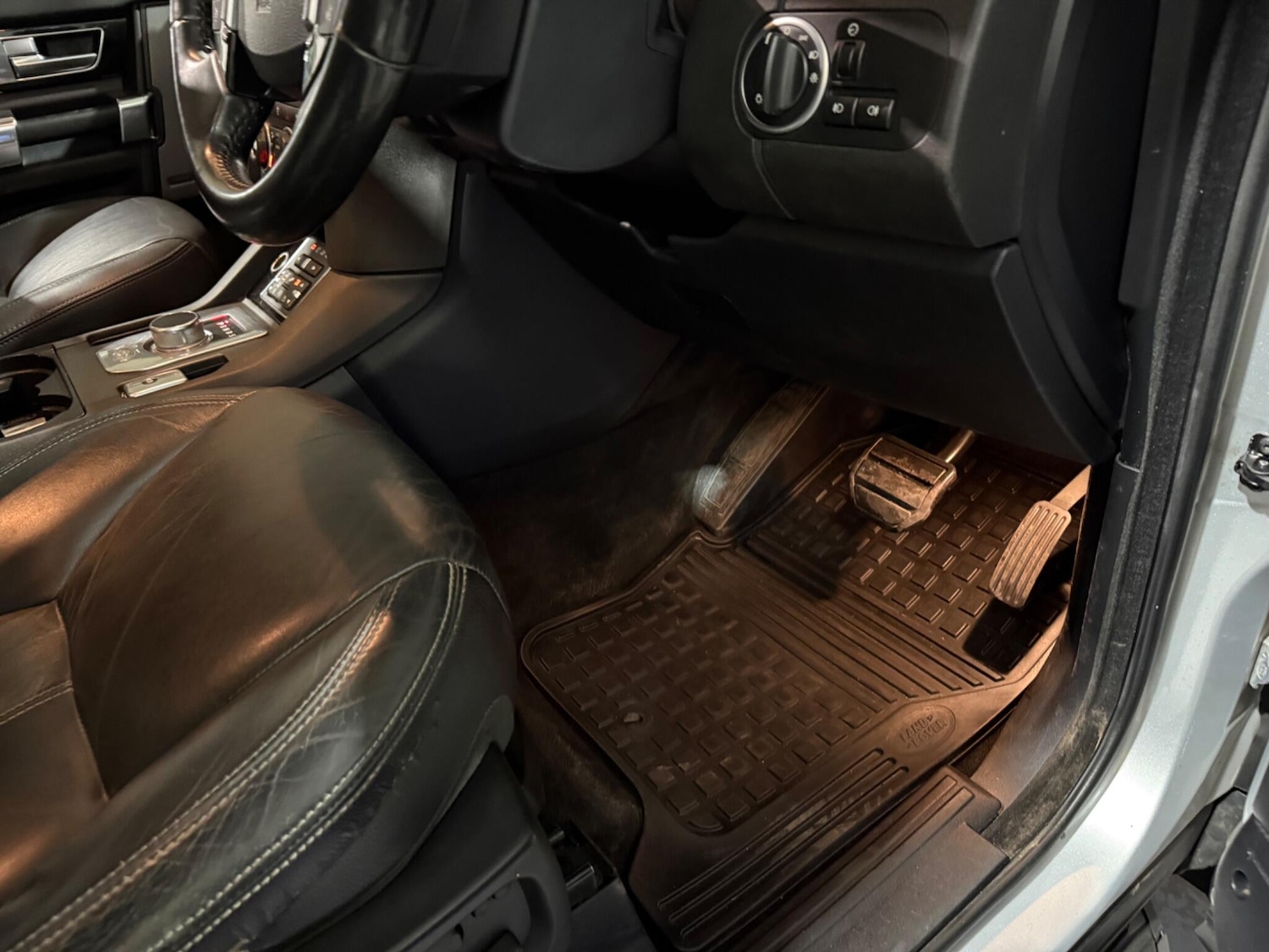 Used Land Rover Discovery 2015 for sale - 78184667: Photo 43