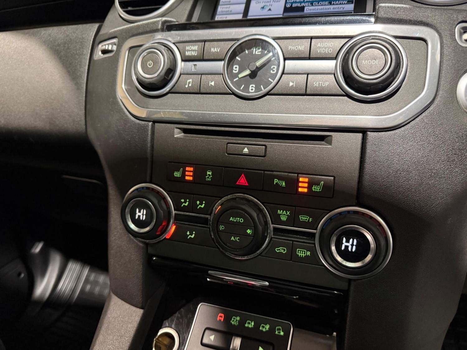 Used Land Rover Discovery 2015 for sale - 78184667: Photo 51