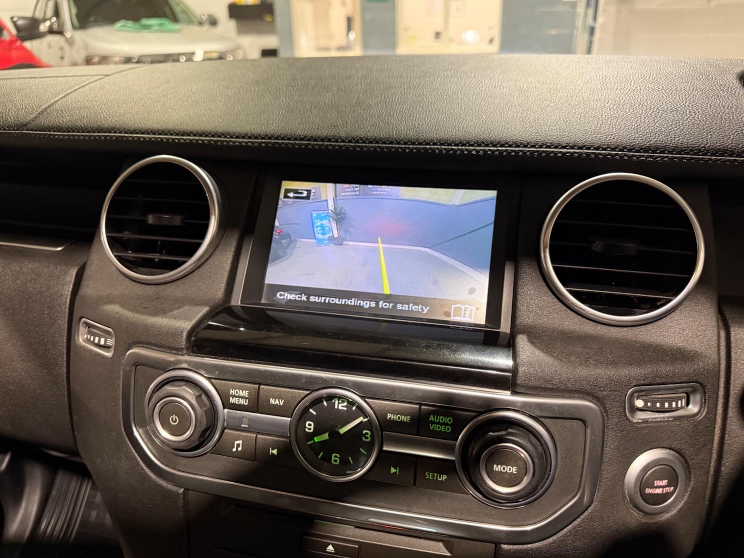 Used Land Rover Discovery 2015 for sale - 78184667: Photo 53