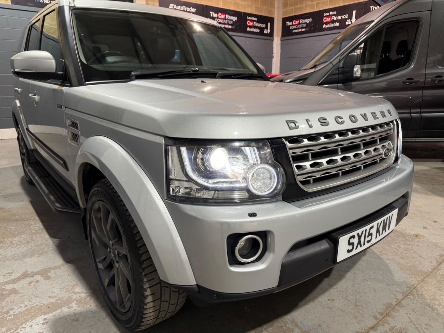 Used Land Rover Discovery 2015 for sale - 78184667: Photo 61