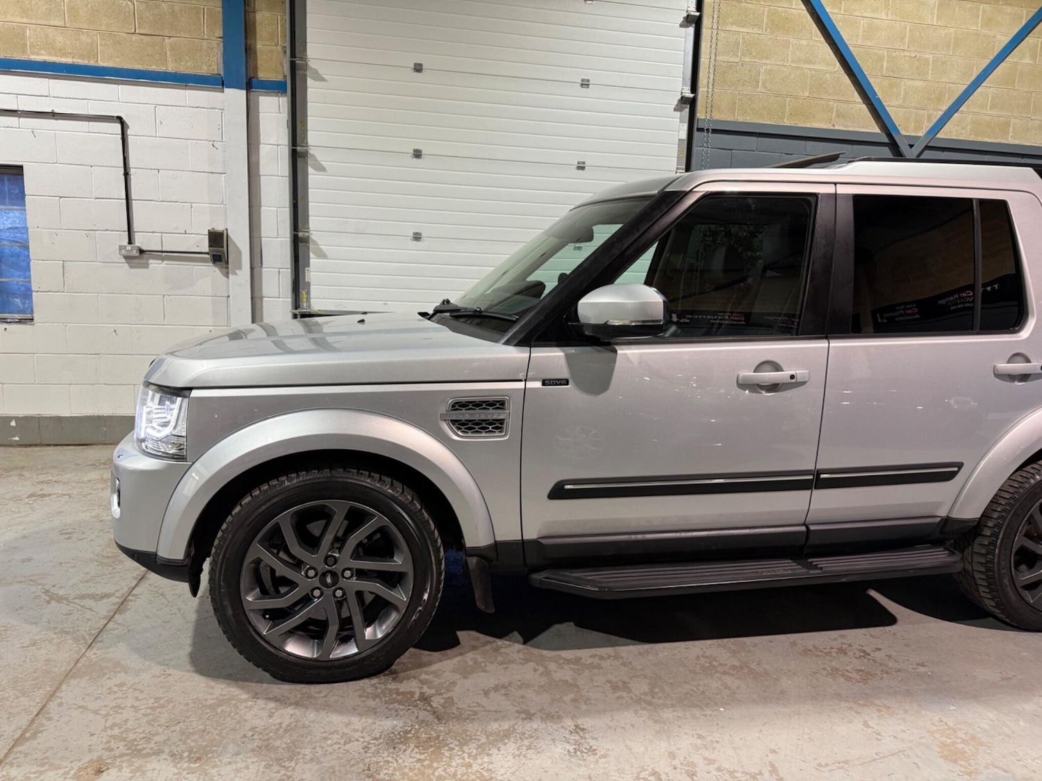 Used Land Rover Discovery 2015 for sale - 78184667: Photo 7