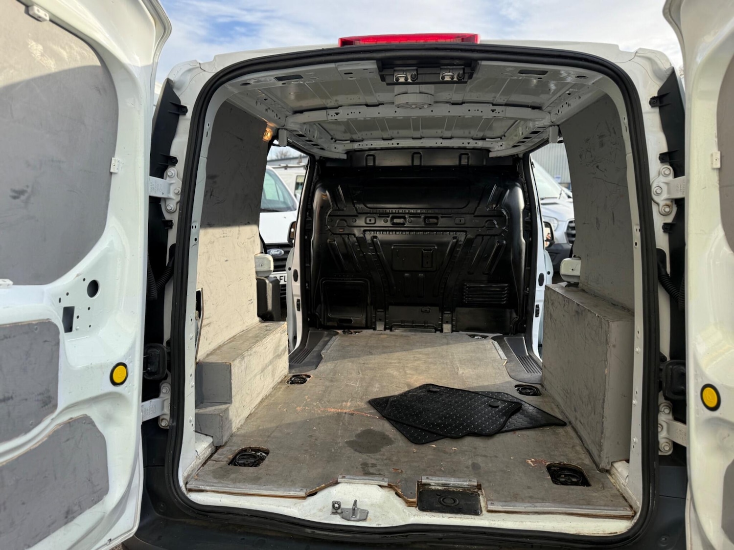 Used Ford Transit Connect 2014 for sale - 76839898: Photo 17