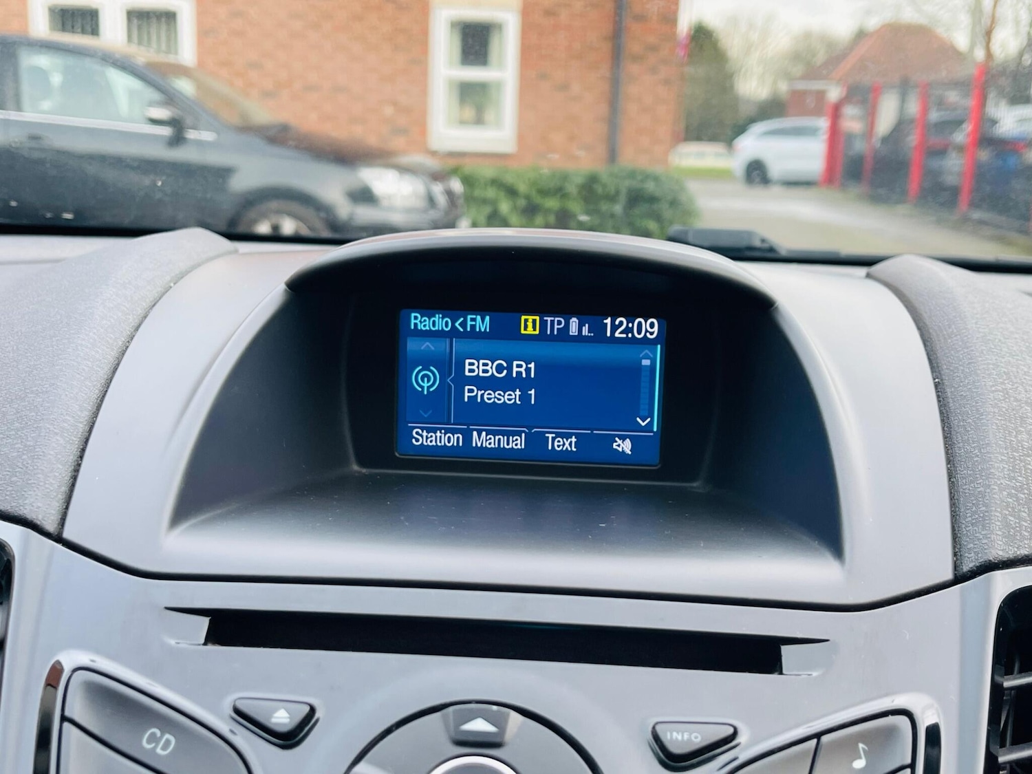 Used Ford Fiesta 2015 for sale - 77738220: Photo 7