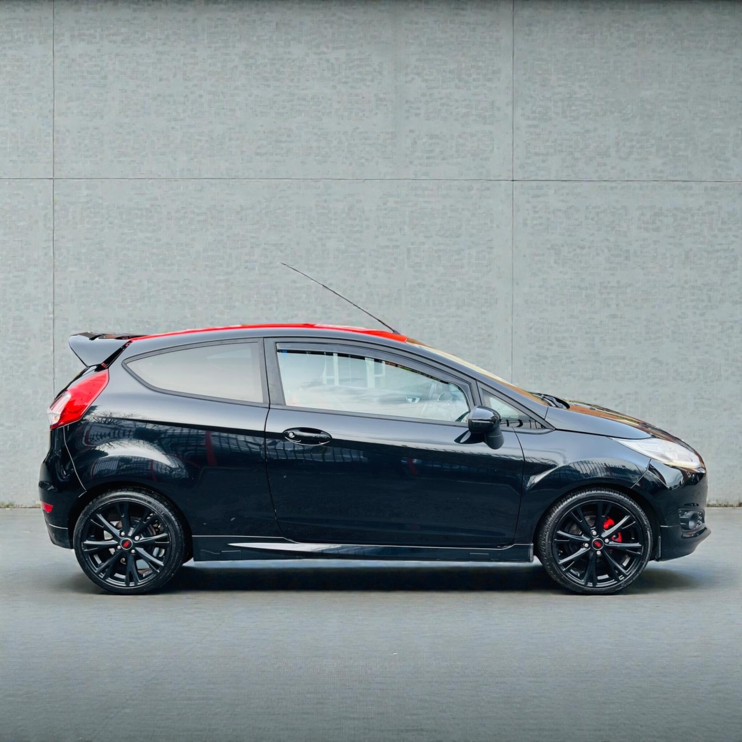 Used Ford Fiesta 2015 for sale - 77738220: Photo 9