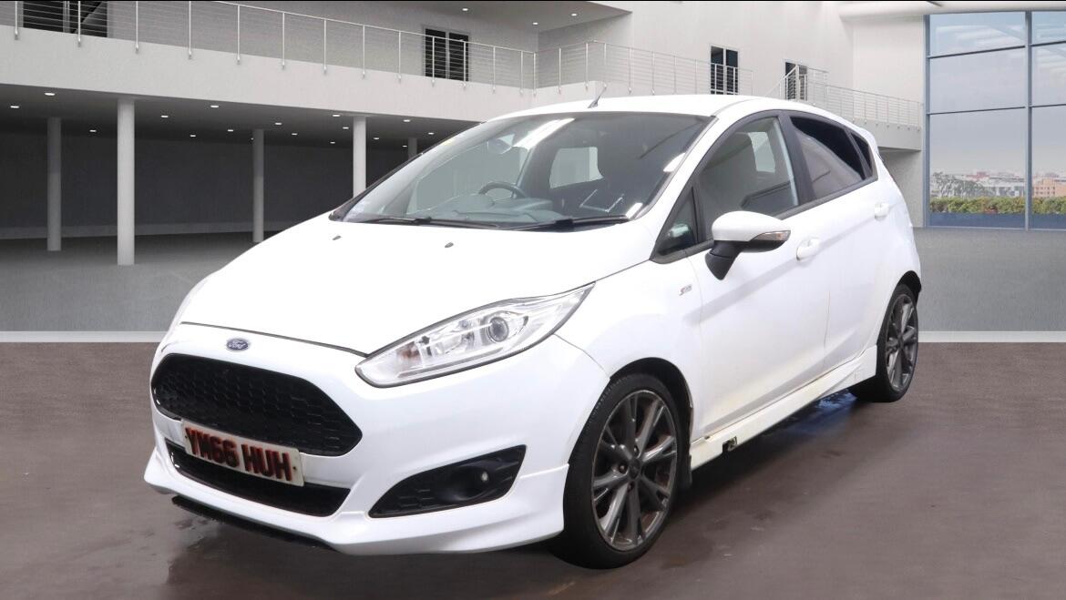 Used Ford Fiesta 2016 for sale - 77898602: Photo 1