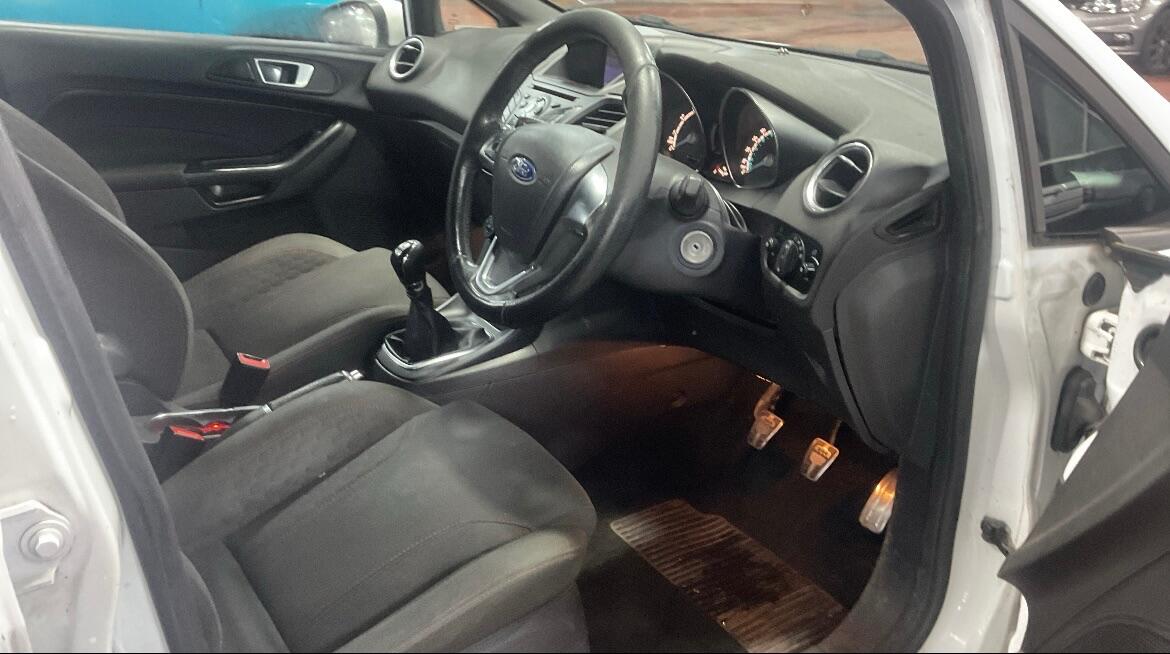 Used Ford Fiesta 2016 for sale - 77898602: Photo 4