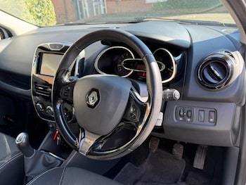 Used Renault Clio 2013 for sale - 77909466: Photo