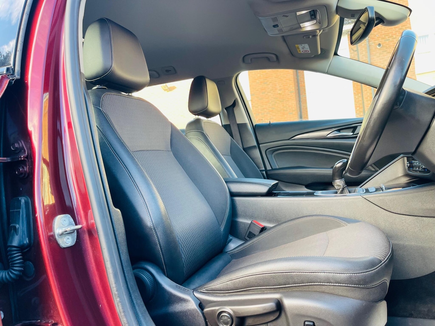 Used Vauxhall Insignia 2018 for sale - 77737365: Photo 40