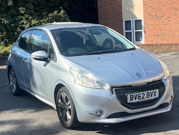 Used Peugeot 208 2012 for sale - 78492008: Photo