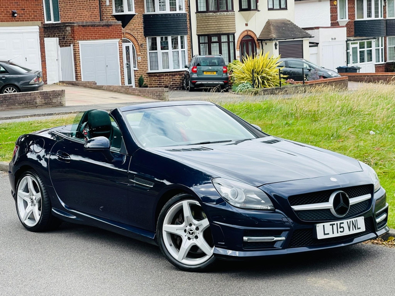 Used Mercedes-Benz SLK 2015 for sale - 77737935: Photo 17