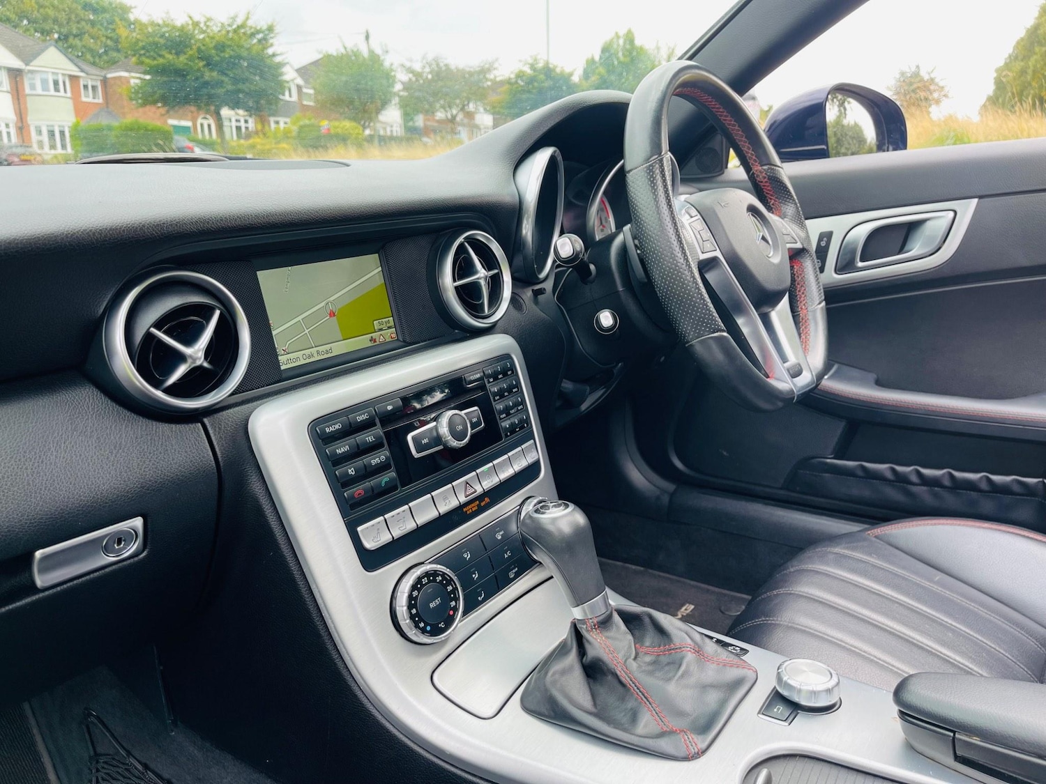 Used Mercedes-Benz SLK 2015 for sale - 77737935: Photo 36