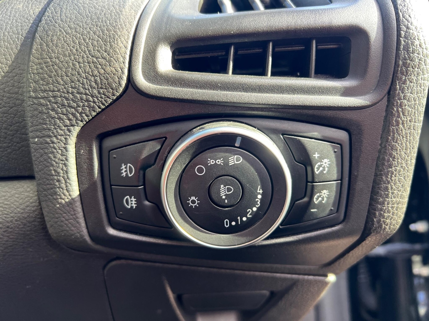 Used Ford Focus for sale - 77892112: Photo 23