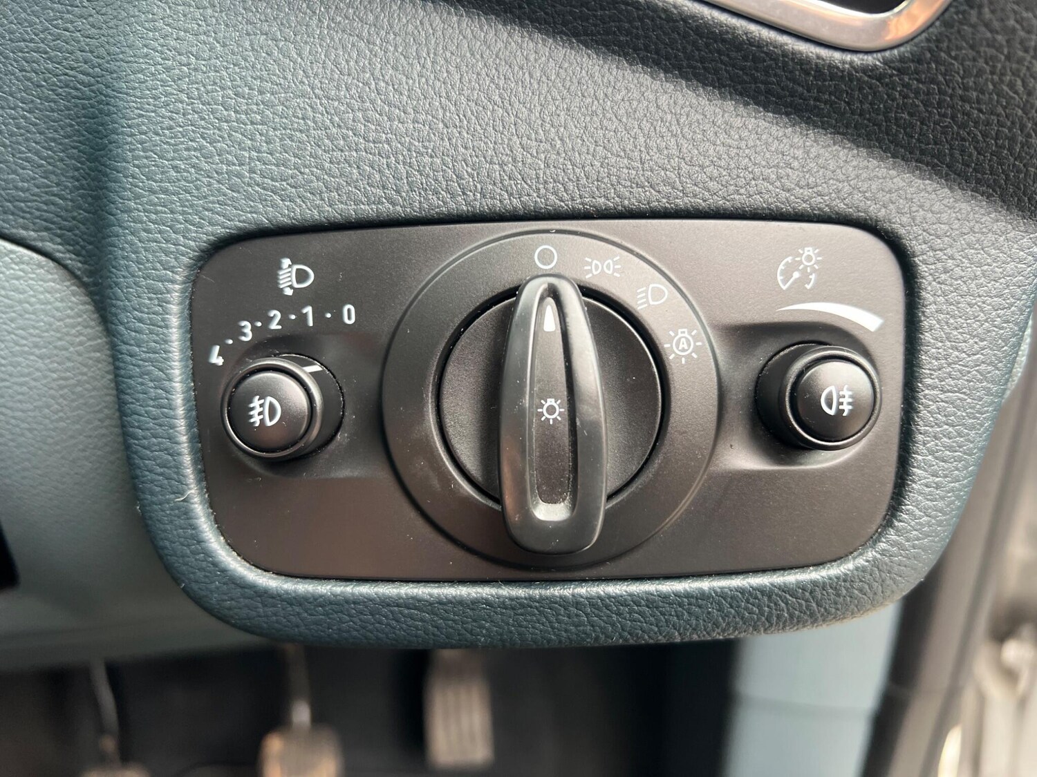 Used Ford C-Max 2013 for sale - 78019702: Photo 26