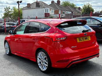 Used Ford Focus 2015 for sale - 79337698: Photo