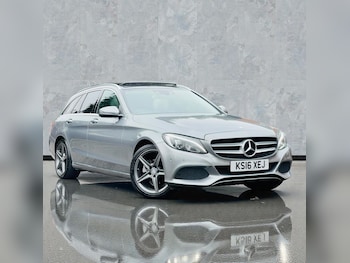 Used Mercedes-Benz C Class 2016 for sale - 77737945: Photo