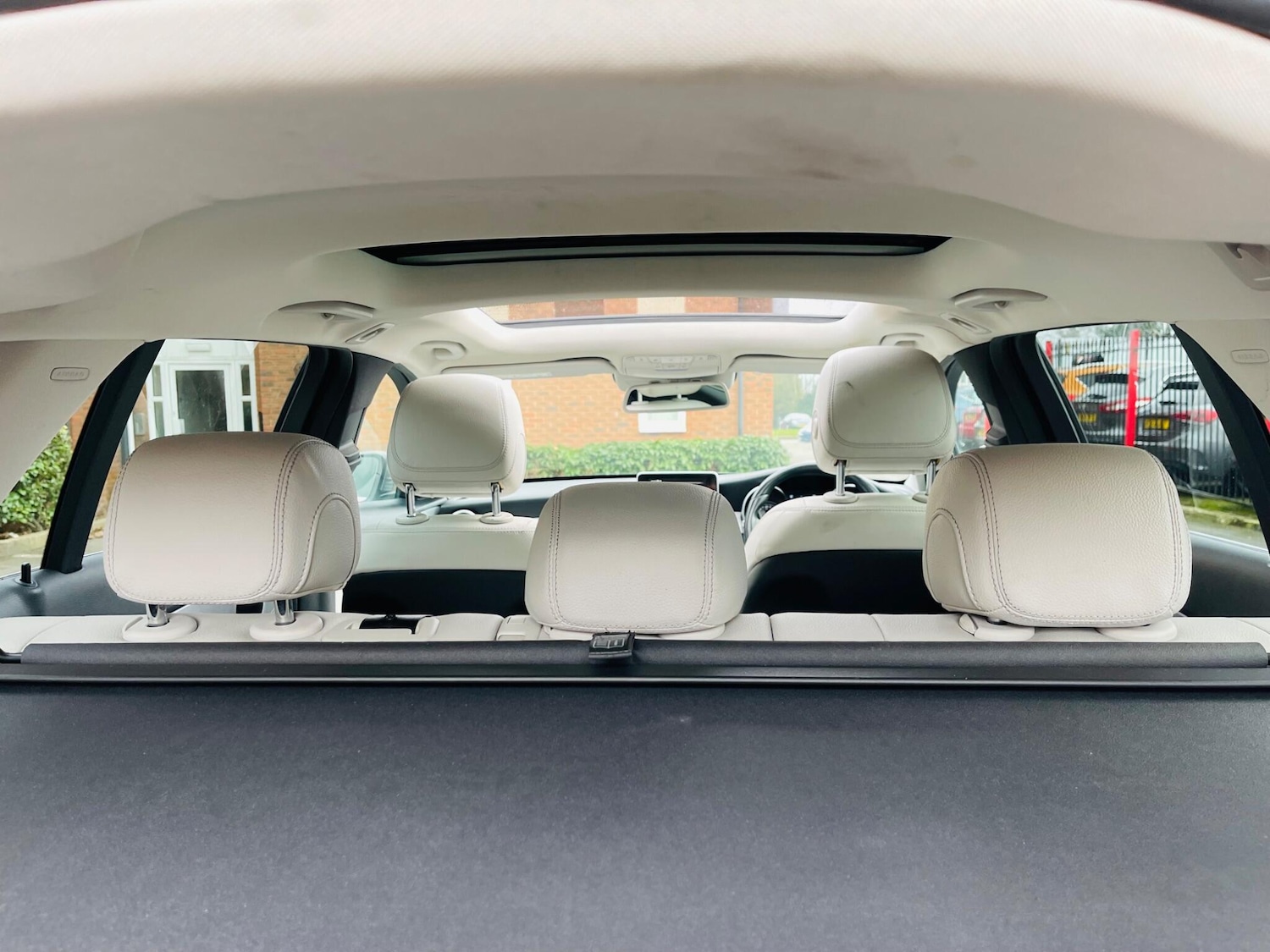 Used Mercedes-Benz C Class 2016 for sale - 77737945: Photo 24