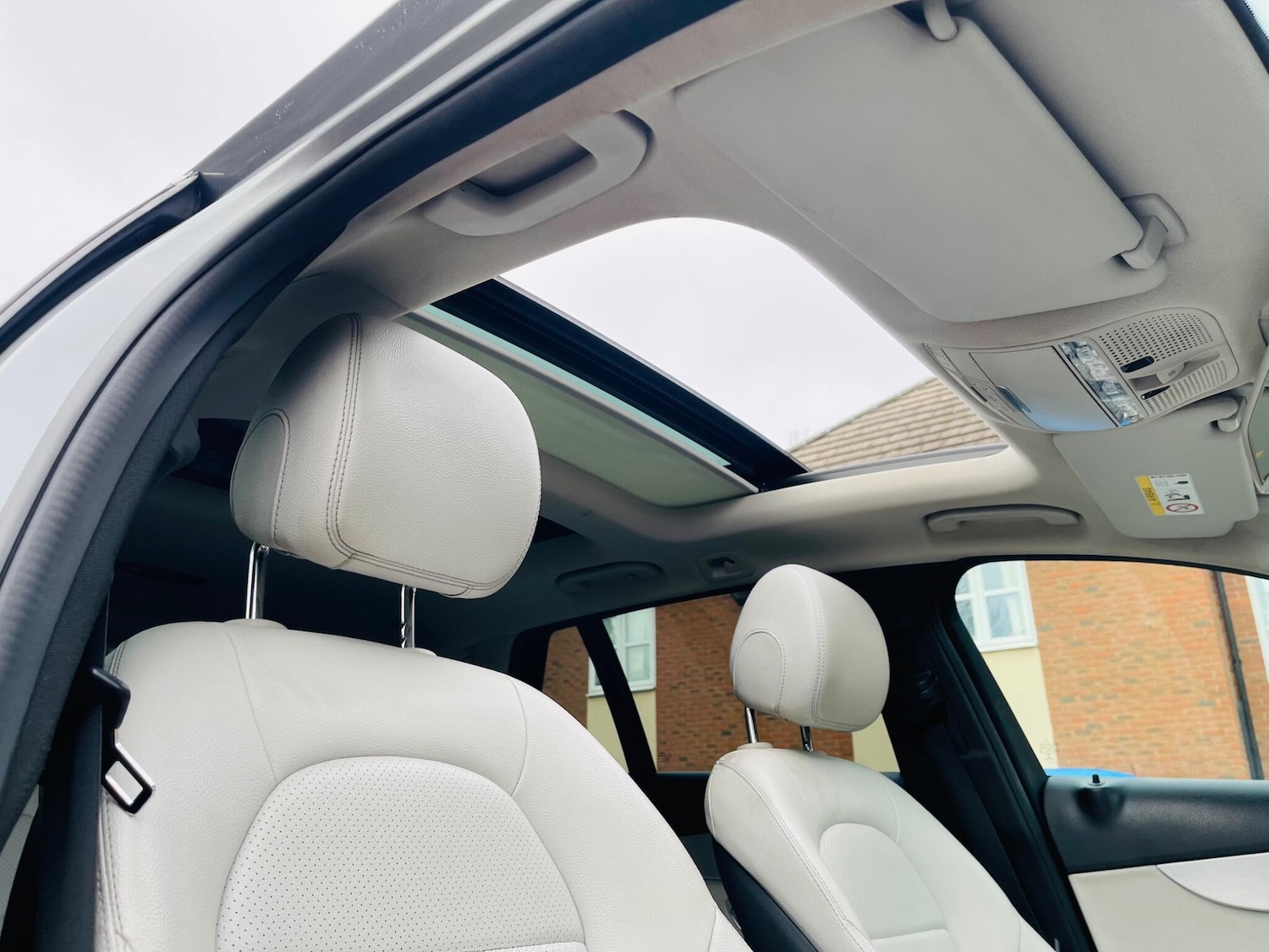 Used Mercedes-Benz C Class 2016 for sale - 77737945: Photo 37