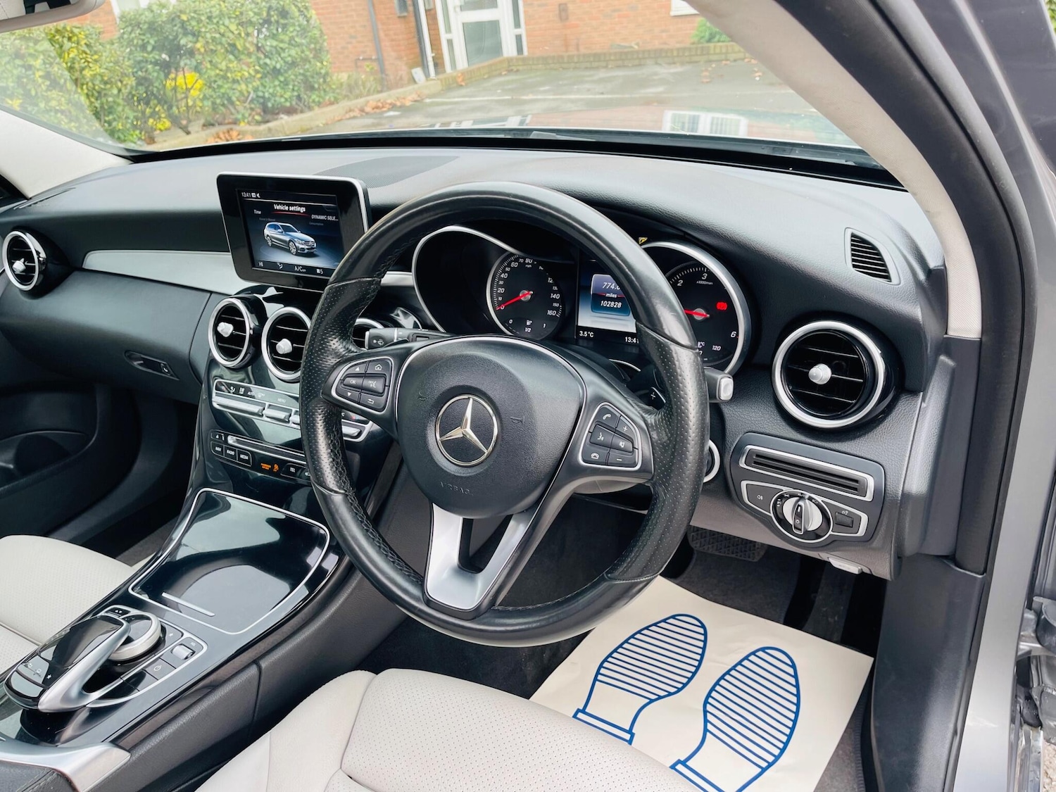 Used Mercedes-Benz C Class 2016 for sale - 77737945: Photo 4