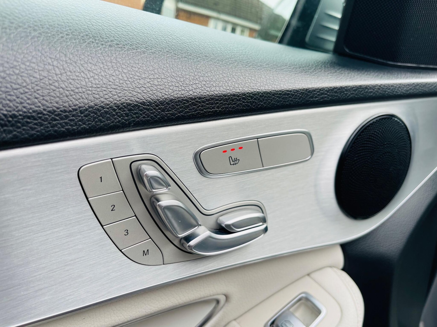 Used Mercedes-Benz C Class 2016 for sale - 77737945: Photo 44